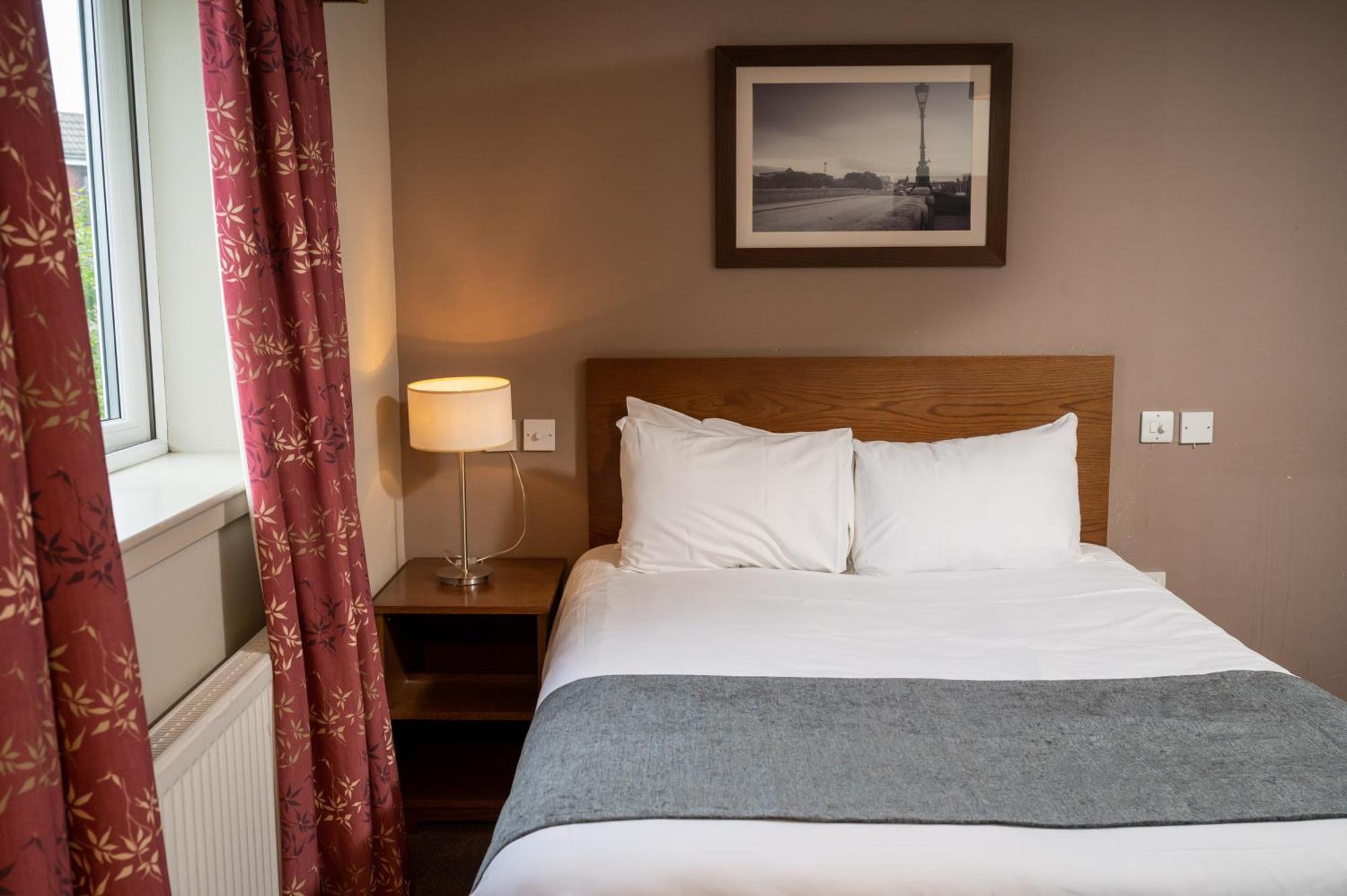 Wellington Hotel By Greene King Inns Aberdeen Ngoại thất bức ảnh
