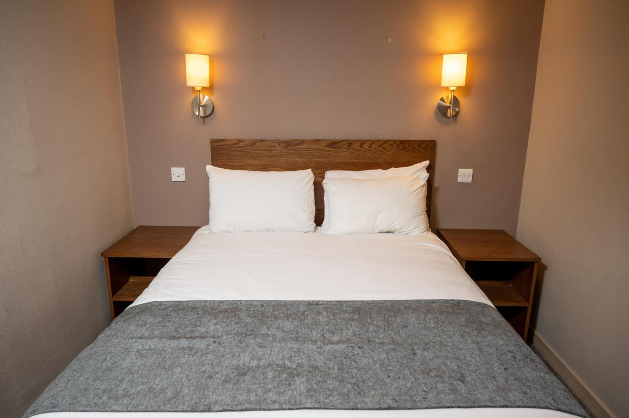 Wellington Hotel By Greene King Inns Aberdeen Ngoại thất bức ảnh